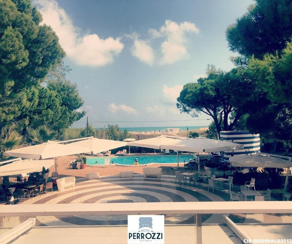 Hotel Perrozzi ヴァスト エクステリア 写真